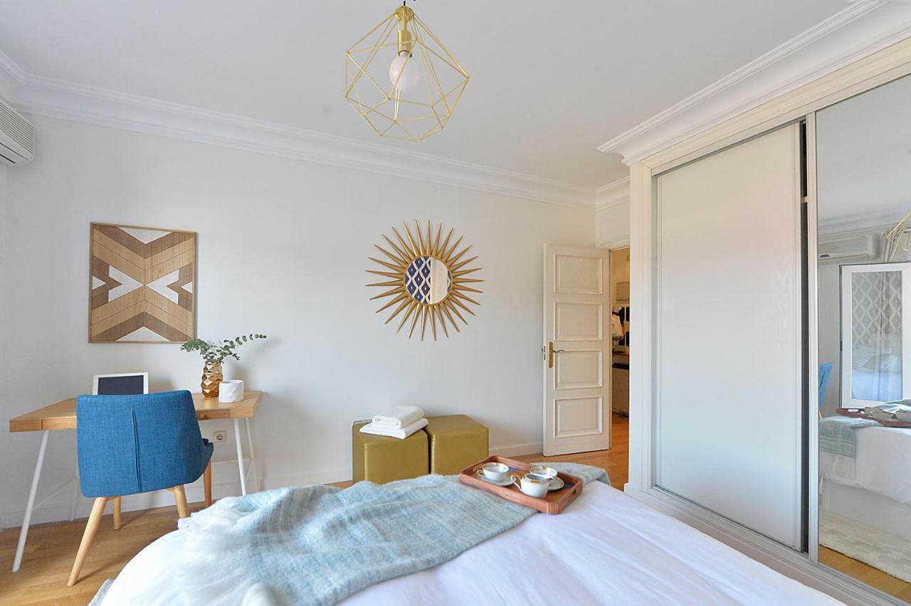 Homeabout Puerta Del Sol Premium Мадрид Екстер'єр фото