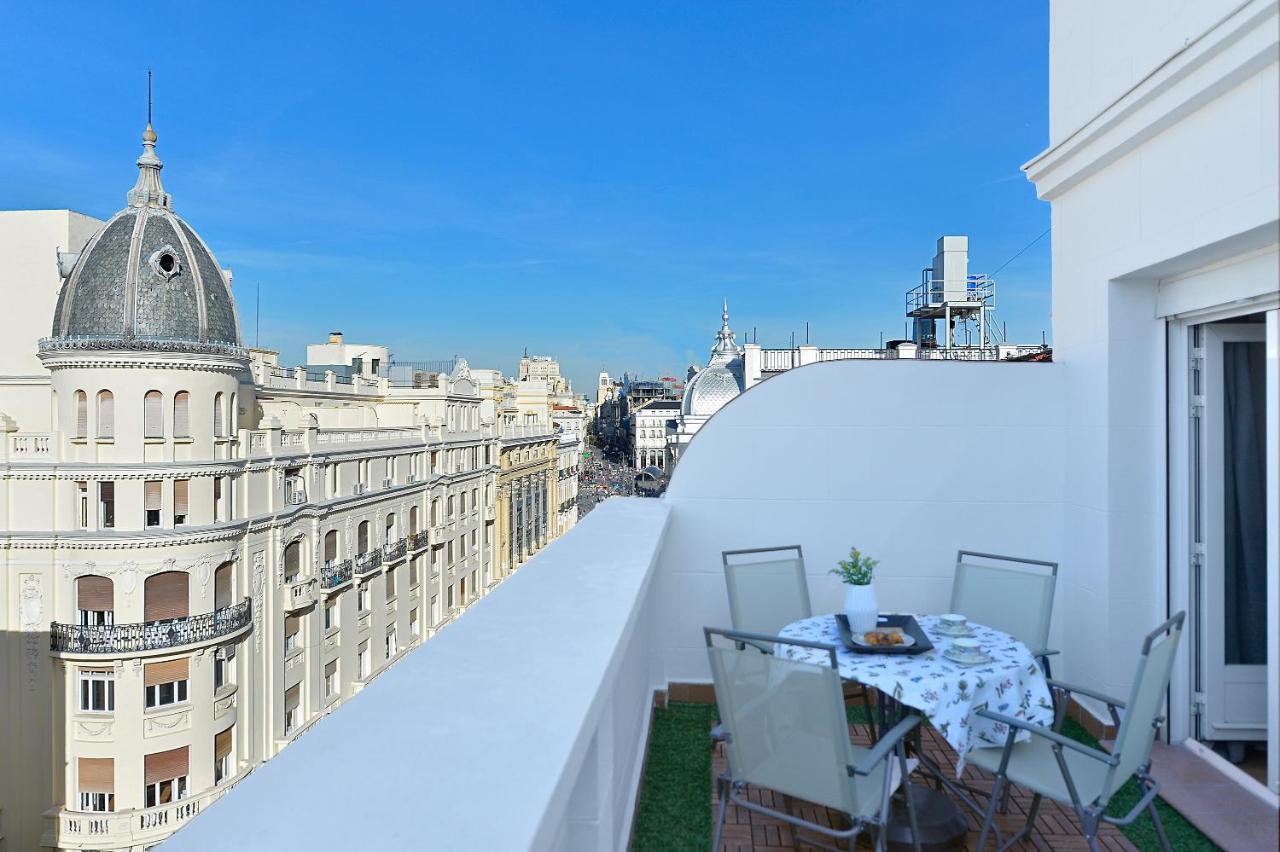Homeabout Puerta Del Sol Premium Мадрид Екстер'єр фото