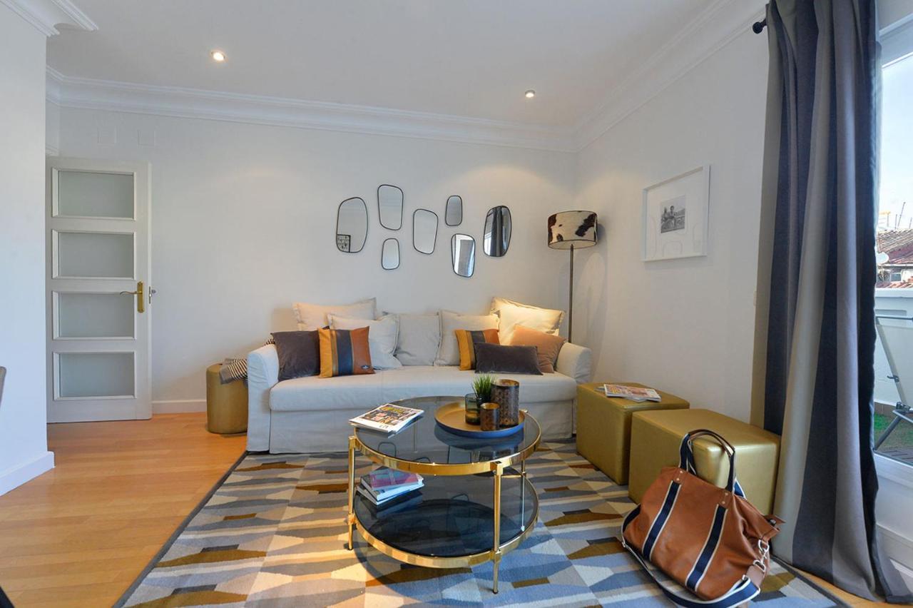 Homeabout Puerta Del Sol Premium Мадрид Екстер'єр фото
